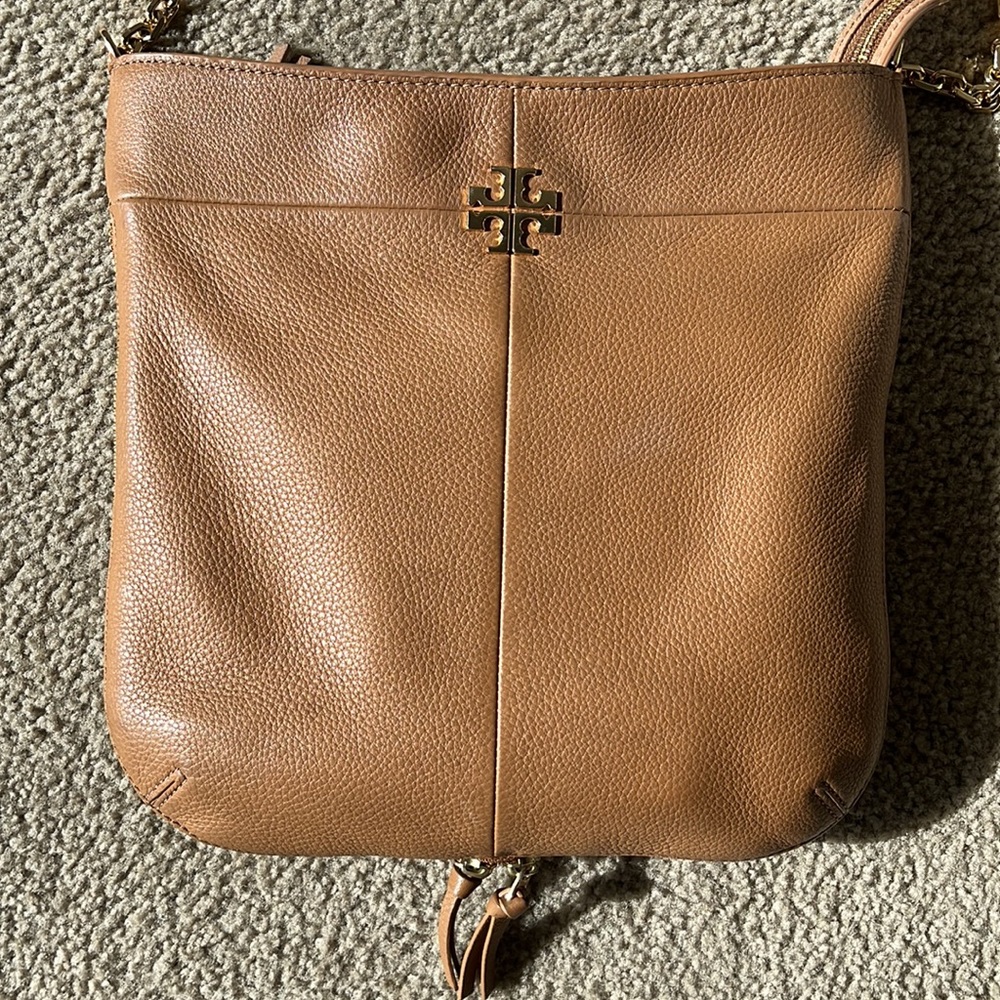Tory Burch Ivy Swingpack Leather Hobo - Picture 15 of 15